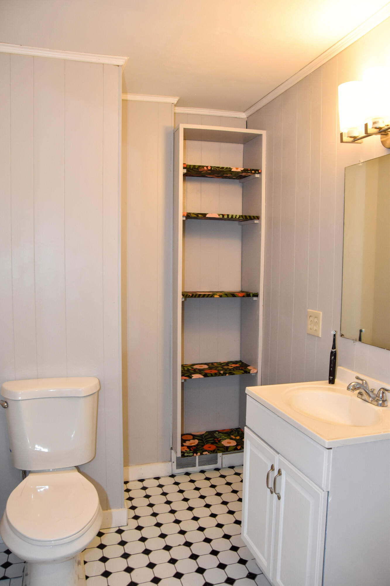 26 Elm Street Old Town, ME 04468 - Photo 23 of 31 DSC_0076