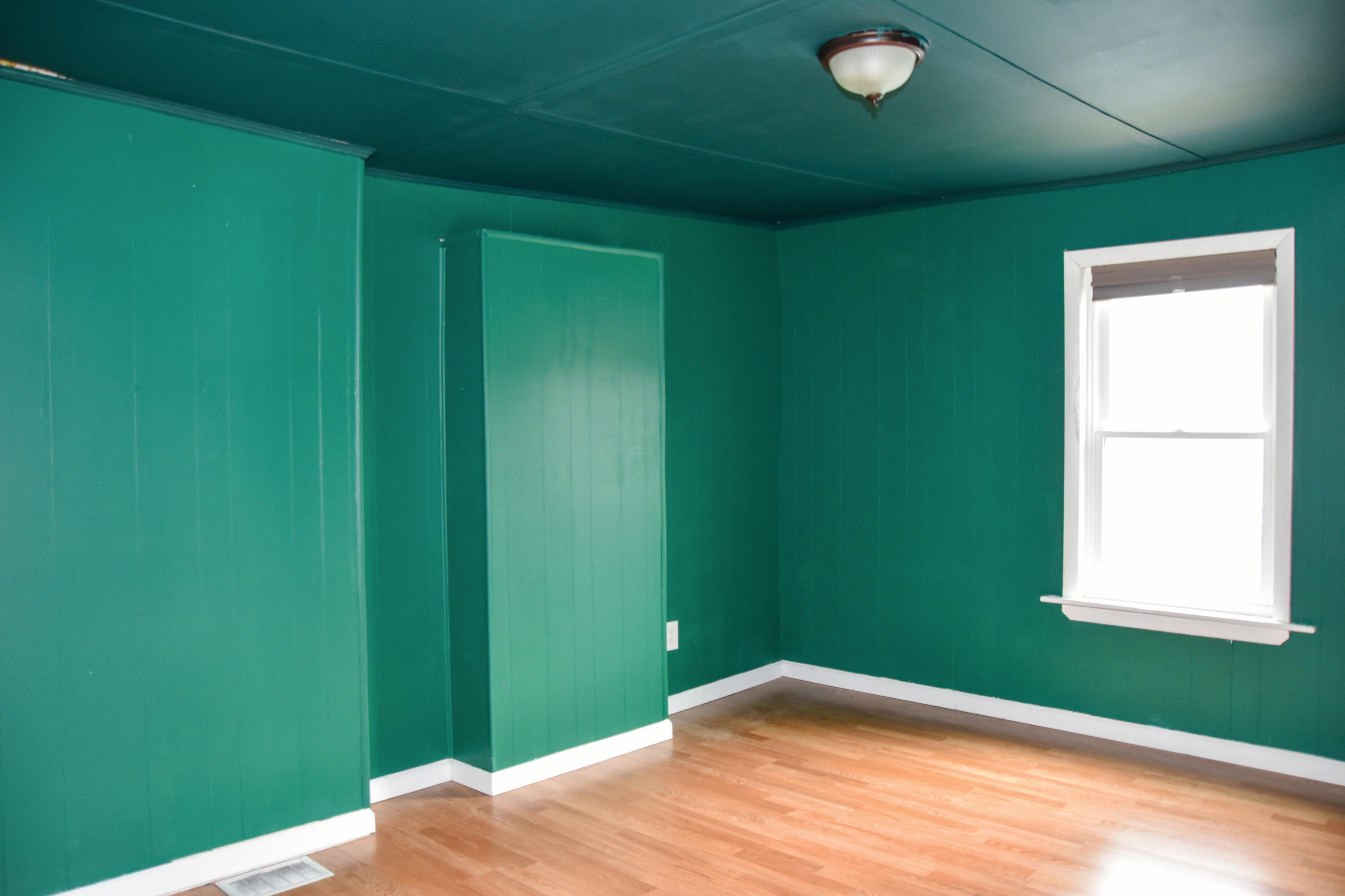 26 Elm Street Old Town, ME 04468 - Photo 25 of 31 DSC_0093