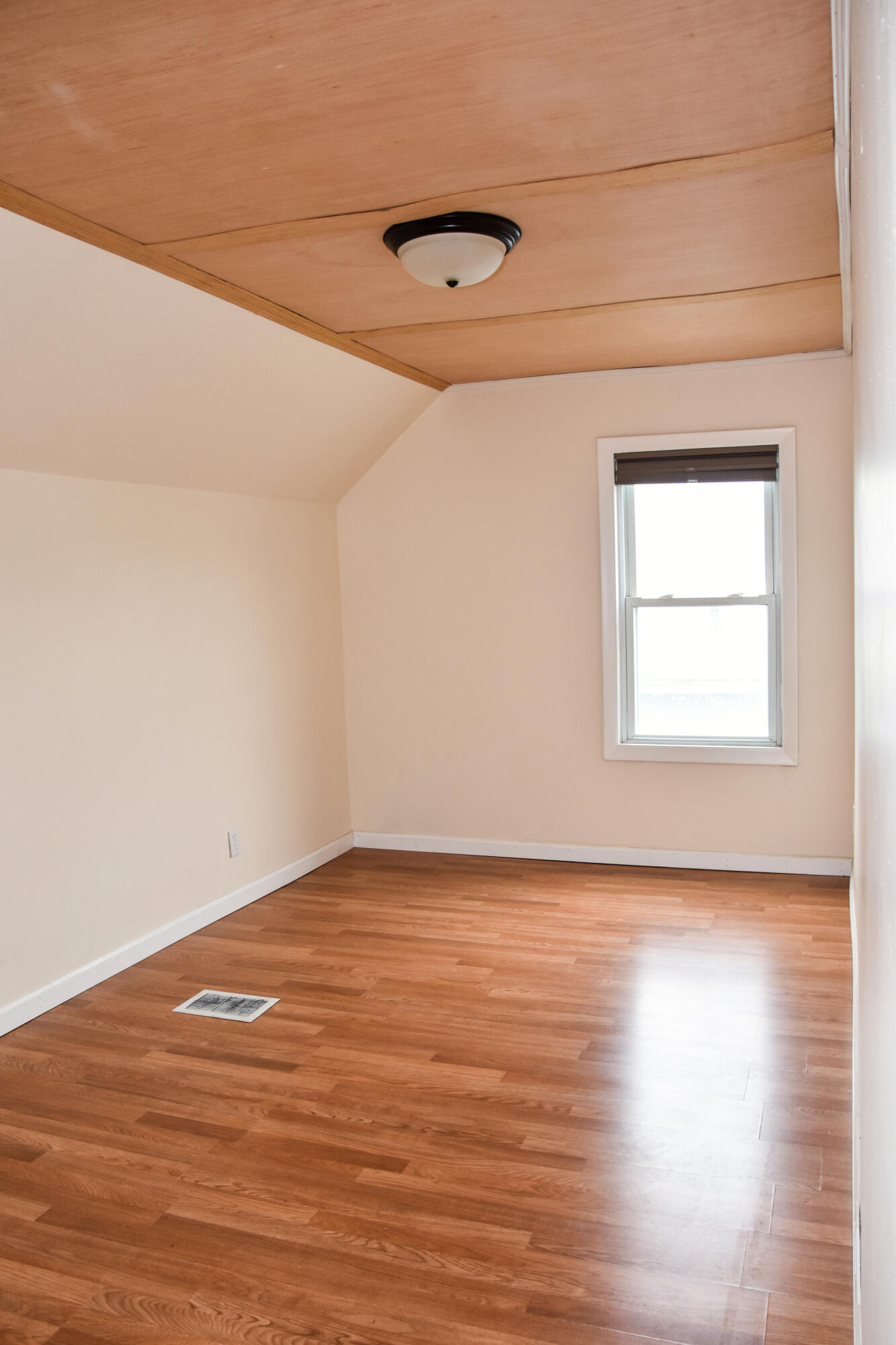 26 Elm Street Old Town, ME 04468 - Photo 27 of 31 DSC_0100