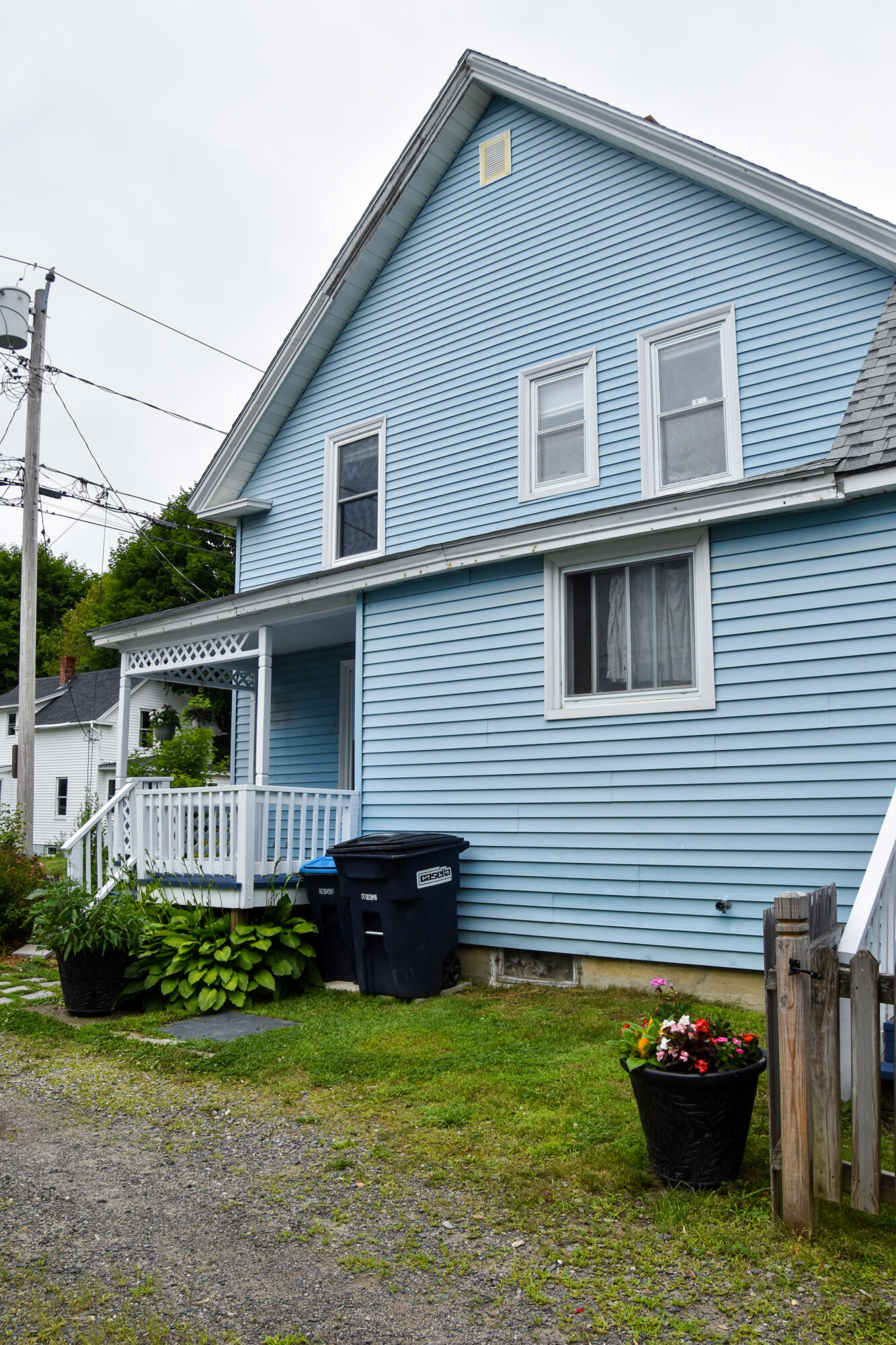 26 Elm Street Old Town, ME 04468 - Photo 3 of 31 DSC_0024