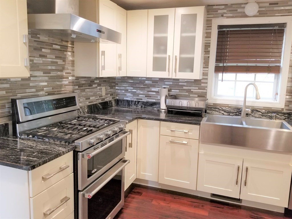 22 Spring Avenue Lowell, MA 01851 - Photo 13 of 40