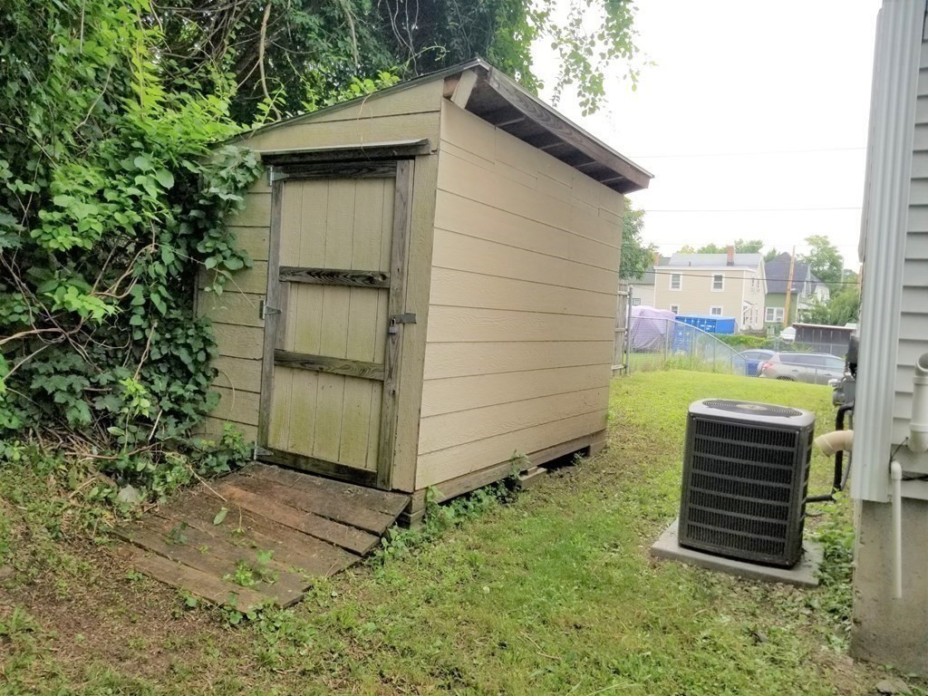 22 Spring Avenue Lowell, MA 01851 - Photo 36 of 40