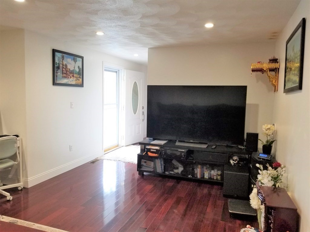 22 Spring Avenue Lowell, MA 01851 - Photo 5 of 40