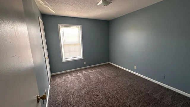 $139,900 | 394 E Jack Miller Boulevard, Unit E, Clarksville, TN 37042