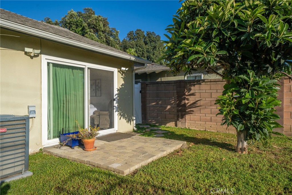 211 Benicia Road Diamond Bar, CA 91765 - Photo 23 of 24 a view of a back yard of the house