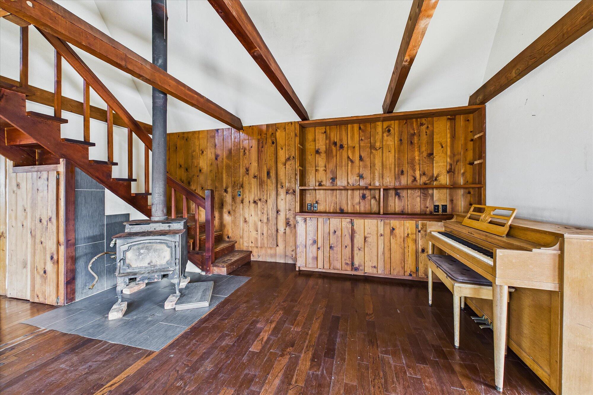 1960 Burr Valley Road Bridgeville, CA 95526 - Photo 19 of 63