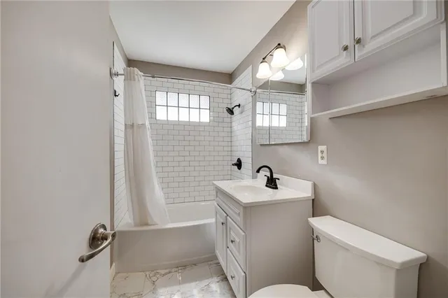 $265,000 | 519 Southeast 4th Street, Lee's Summit, MO 64063