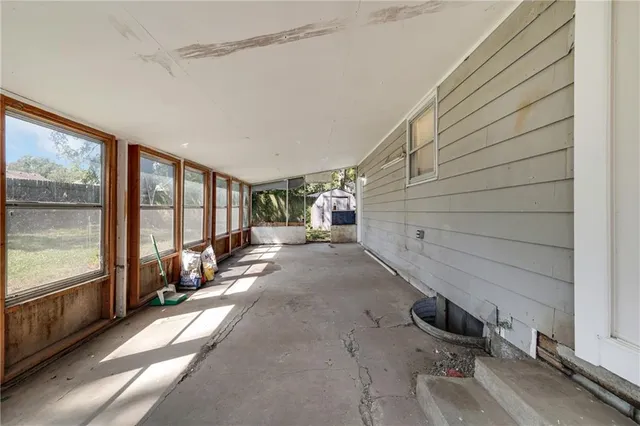 $265,000 | 519 Southeast 4th Street, Lee's Summit, MO 64063