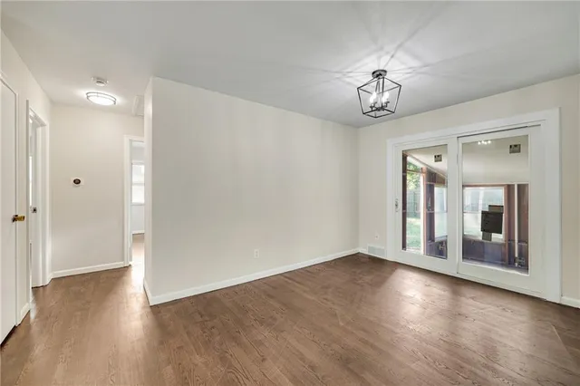 $265,000 | 519 Southeast 4th Street, Lee's Summit, MO 64063