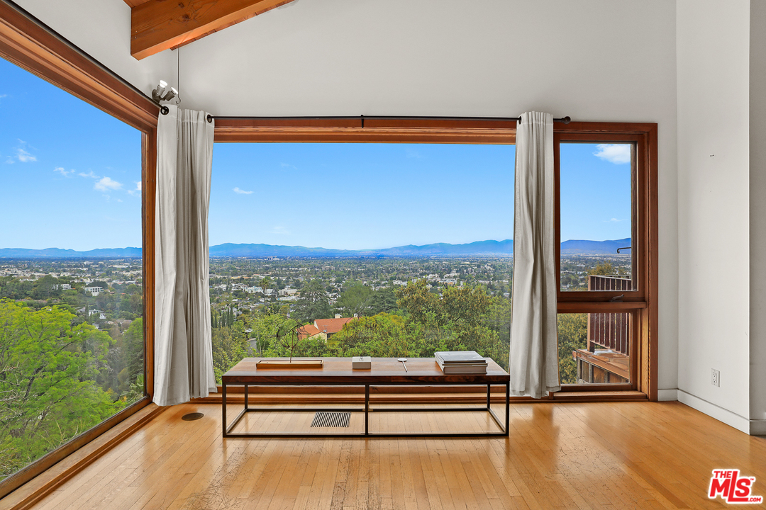 3762 Alta Mesa Drive Studio City, CA 91604 - Photo 10 of 33 a view of outdoor space with seating area