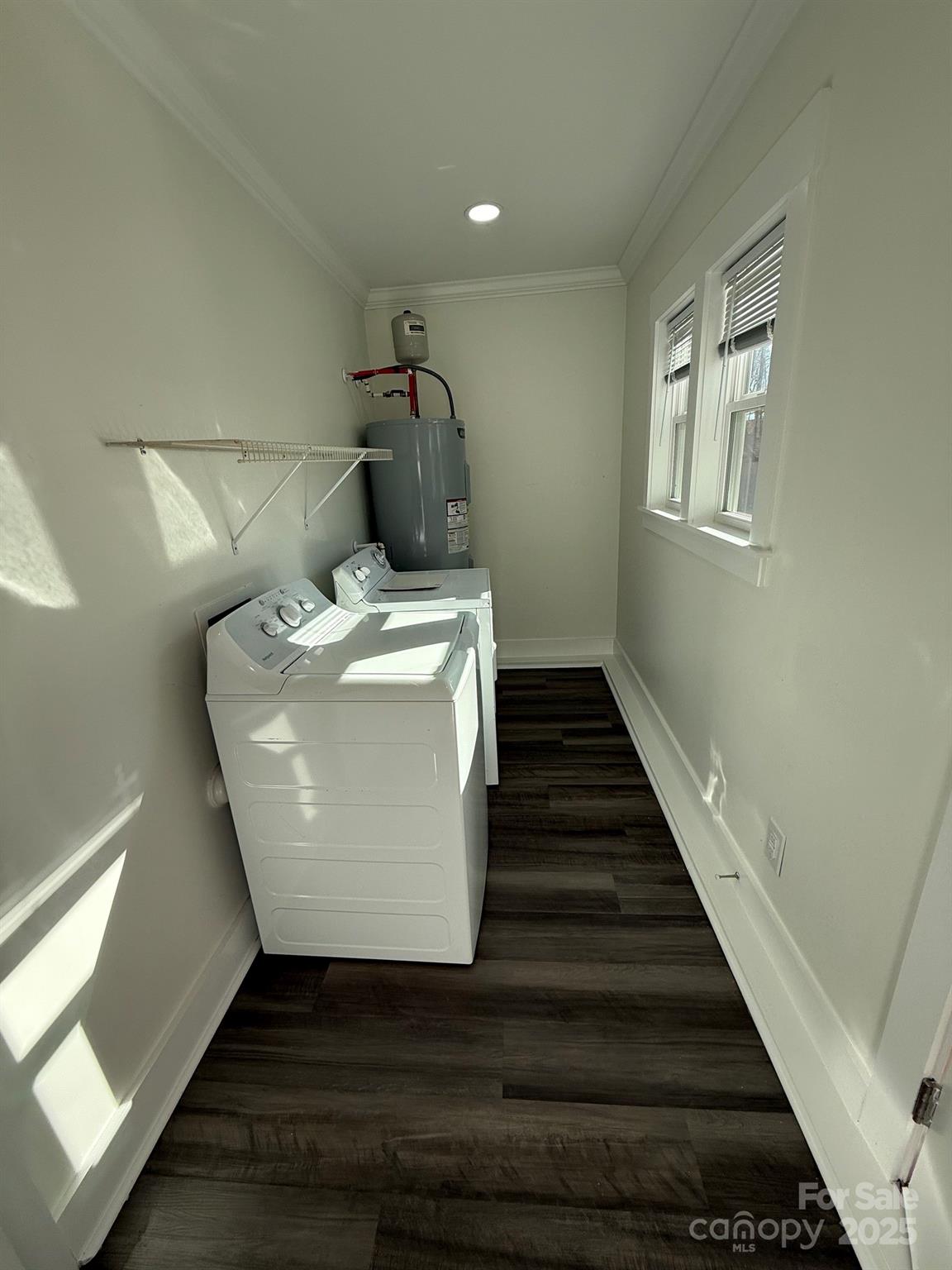 6423 South Tryon Street Charlotte, NC 28217 - Photo 15 of 28 a view of utility room