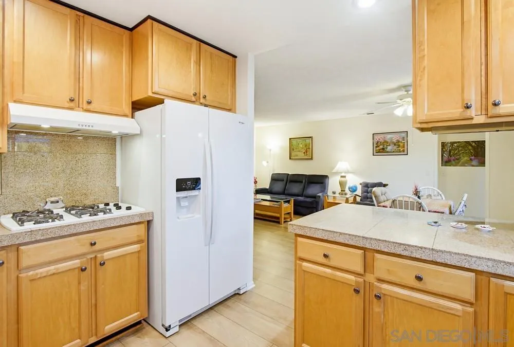 2164 Valley Mill Road El Cajon, CA 92020 - Photo 15 of 34 Lovely maple cabinets!