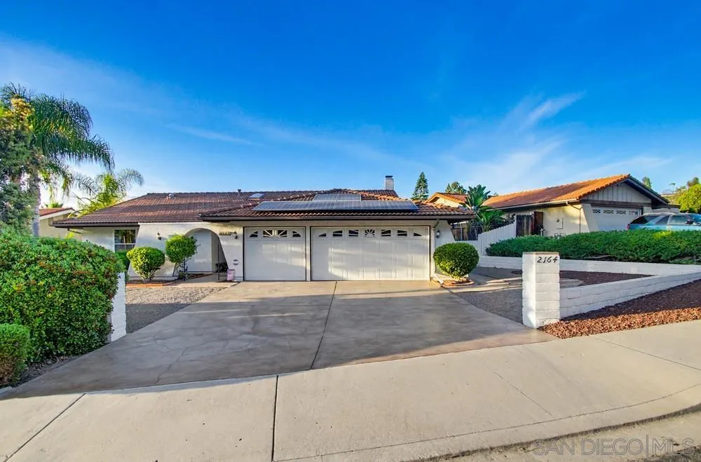2164 Valley Mill Road El Cajon, CA 92020 - Photo 6 of 34 3 car garage!