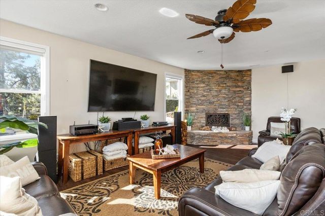 $2,800,000 | 2489 Darlington Row, La Jolla, CA 92037