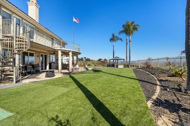 $2,800,000 | 2489 Darlington Row, La Jolla, CA 92037