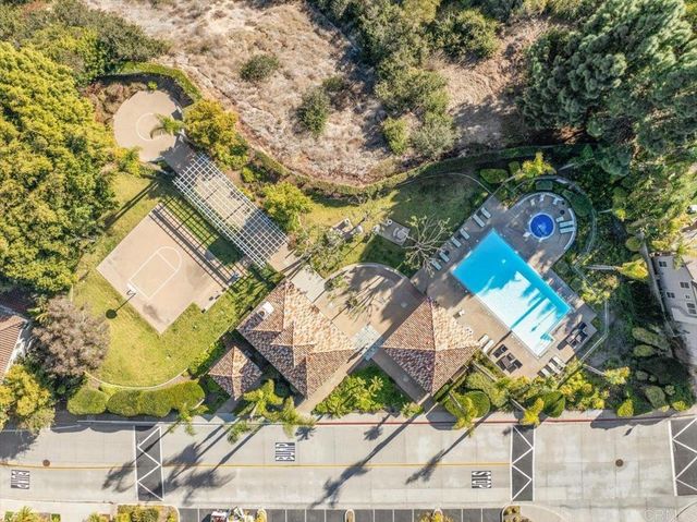 $2,800,000 | 2489 Darlington Row, La Jolla, CA 92037