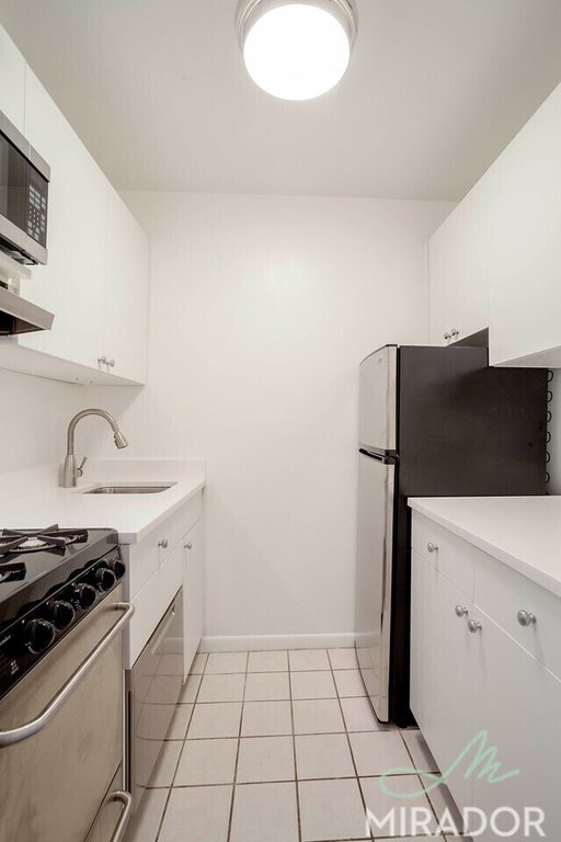 43 West 16th Street, Unit 10D Manhattan, NY 10011 - Photo 4 of 11