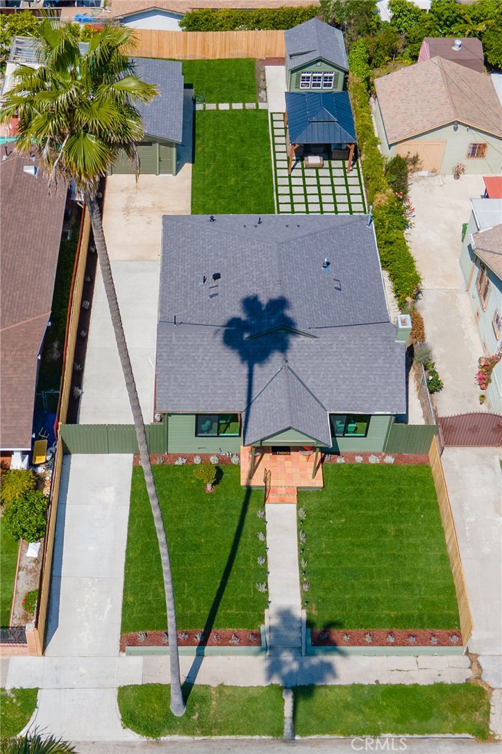 3937 2nd Avenue Los Angeles, CA 90008 - Photo 45 of 47 a aerial view of a house