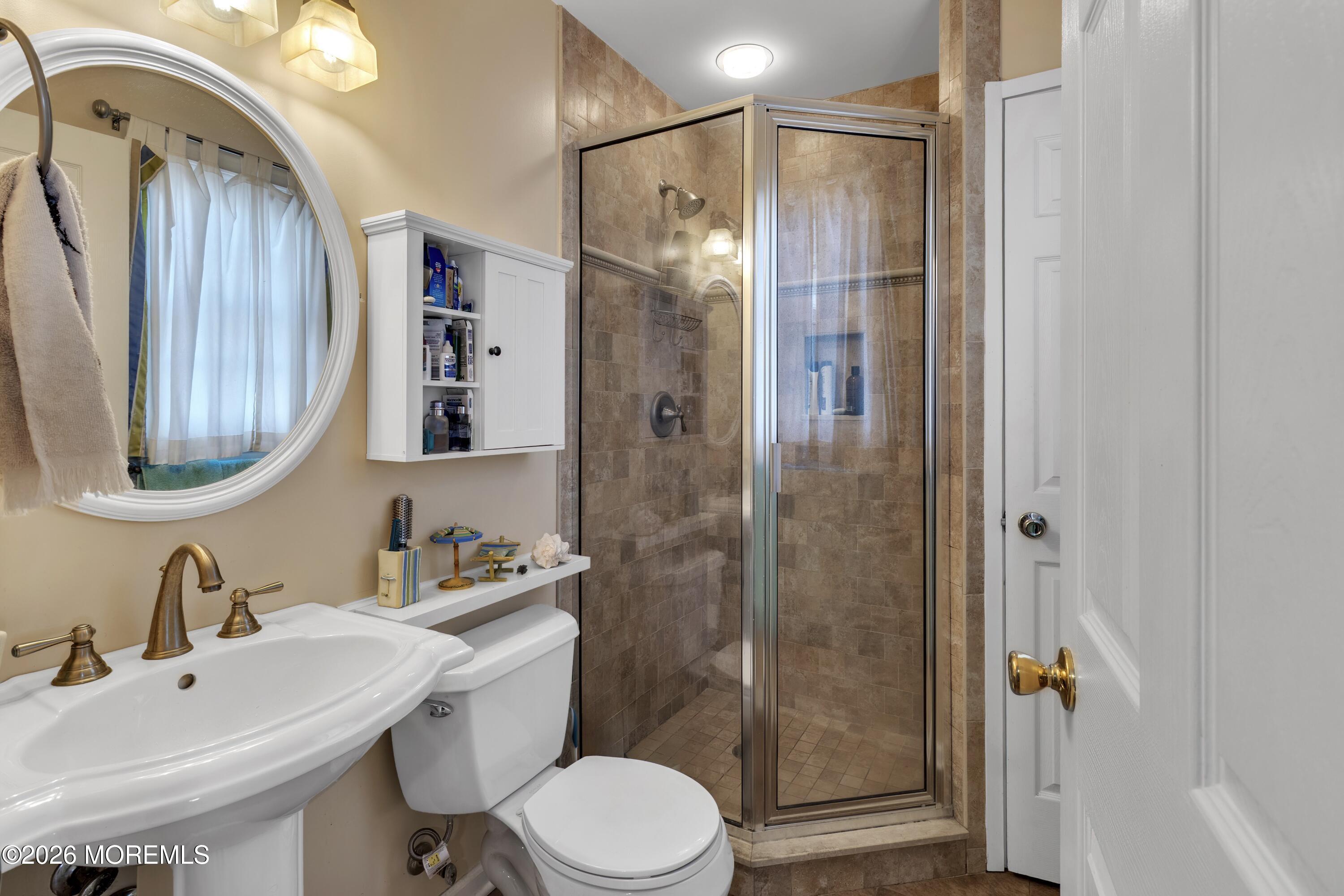 46 West Rutherford Lane Lavallette, NJ 08735 - Photo 13 of 58 Full Bath