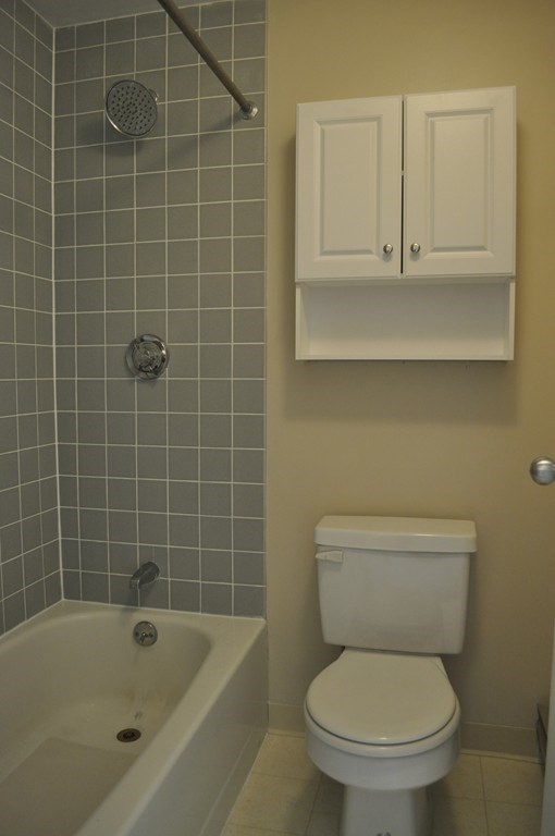 133 Commander Shea Boulevard, Unit 802 Quincy, MA 02171 - Photo 10 of 13
