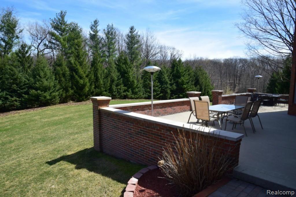 5405 Abbey Drive Rochester, MI 48306 - Photo 82 of 94 Patio4 (Large).jpg