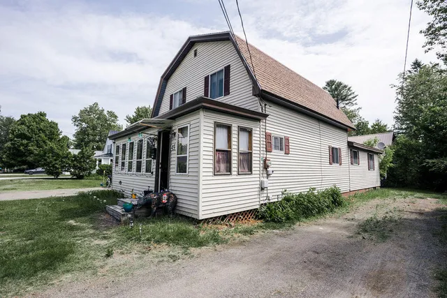 $189,900 | 49 Center Street, Brownville, ME 04414