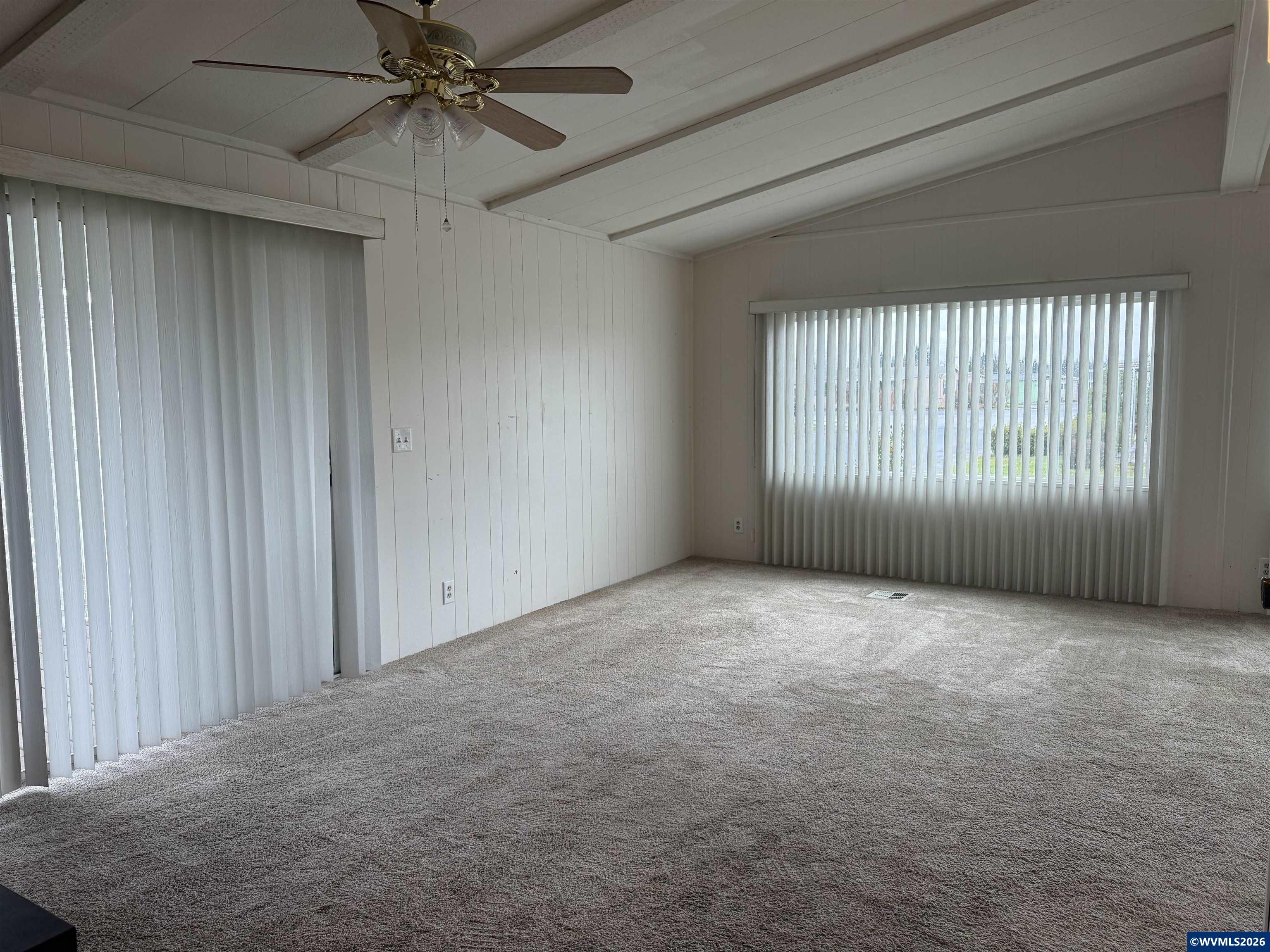 5422 Portland Road Northeast, Unit 24 Salem, OR 97305 - Photo 7 of 36