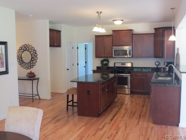 9204 Gayton Road Henrico, VA 23229 - Photo 8 of 22 Kitchen