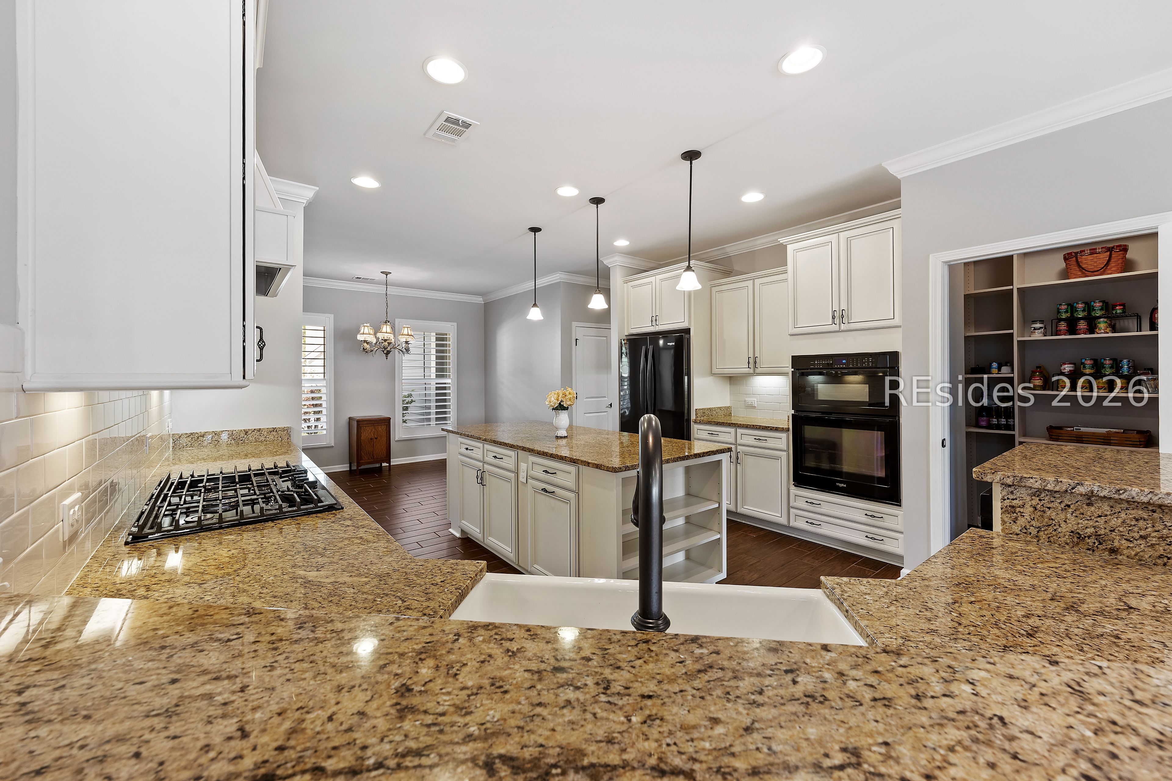 30 Heathrow Avenue Bluffton, SC 29910 - Photo 6 of 84 Porcelain farmhouse sink and spacious countertops