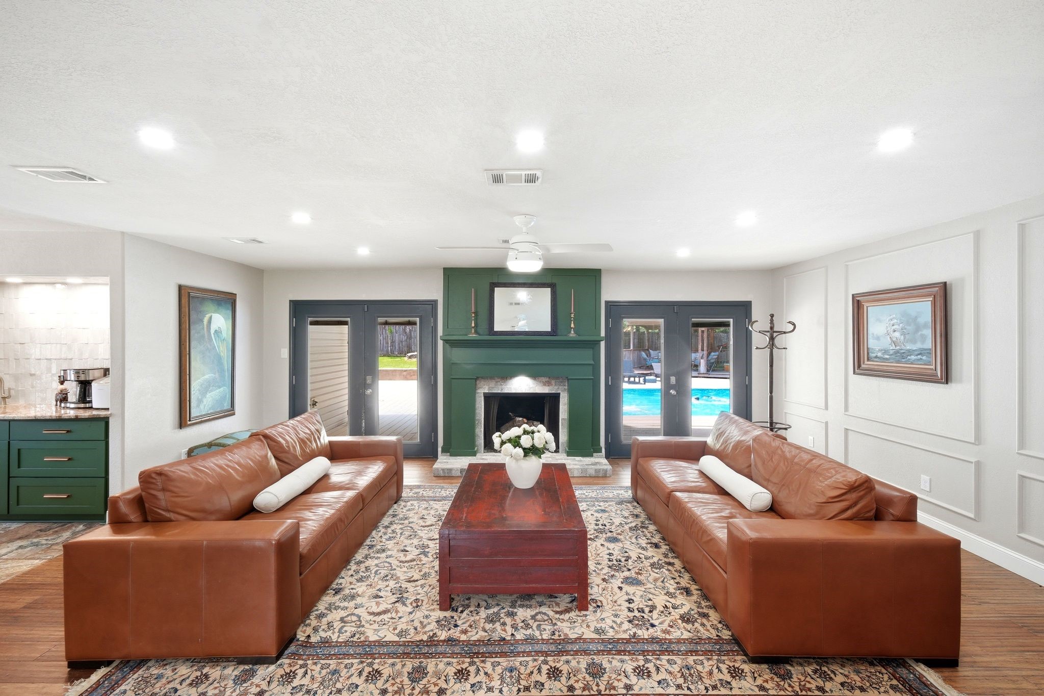 11375 Best Road Beaumont, TX 77713 - Photo 9 of 49 Living room.