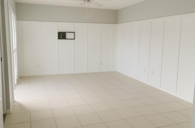 1180 Carlton Court, Unit 204B Fort Pierce, FL 34949 - Photo 5 of 19 a view of room