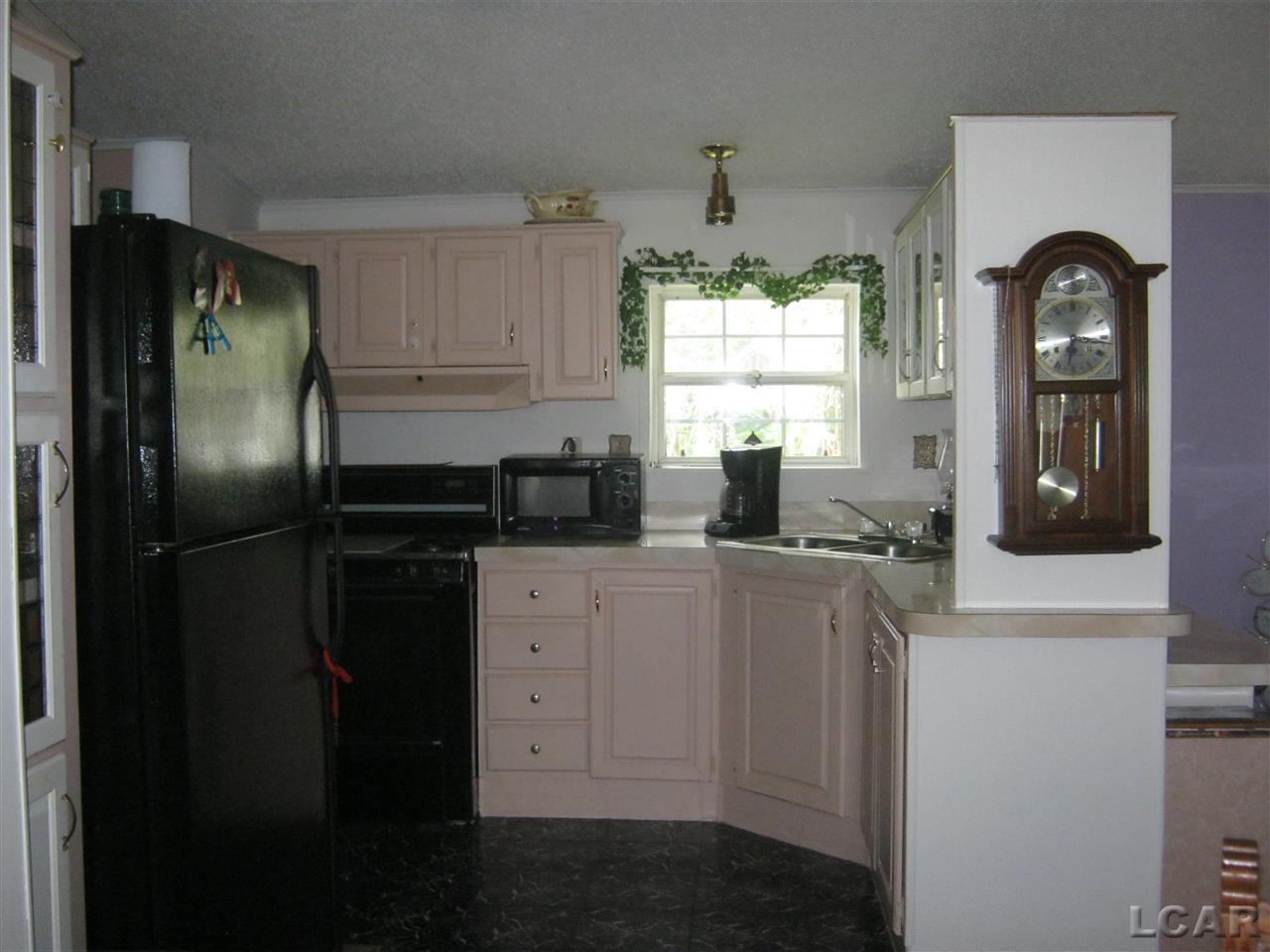 4298 Hudson Road Osseo, MI 49266 - Photo 10 of 12 31252615-9.JPG