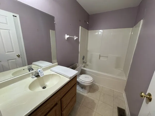 $185,000 | 1320 East Arnold Street, Unit 1320, Sandwich, IL 60548