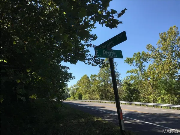 $9,500 | 52 Veterans ( Highway, De Soto, MO 63020