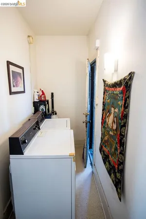 $1,100,000 | 219 John Street, Oakland, CA 94611