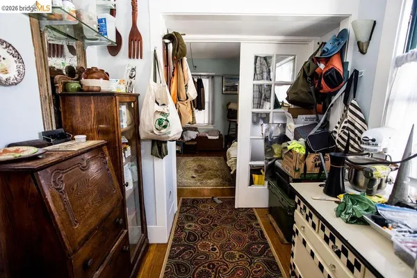 $1,100,000 | 219 John Street, Oakland, CA 94611