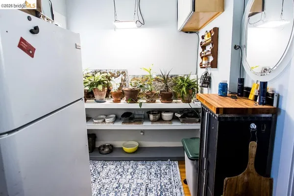 $1,100,000 | 219 John Street, Oakland, CA 94611