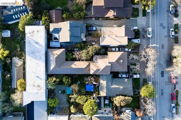 $1,100,000 | 219 John Street, Oakland, CA 94611