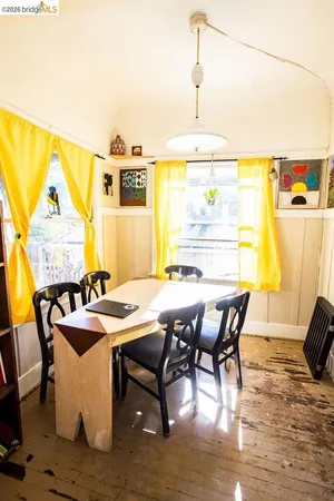 $1,100,000 | 219 John Street, Oakland, CA 94611
