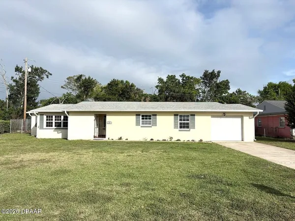 $2,000 | 2353 Florida Boulevard, South Daytona, FL 32119
