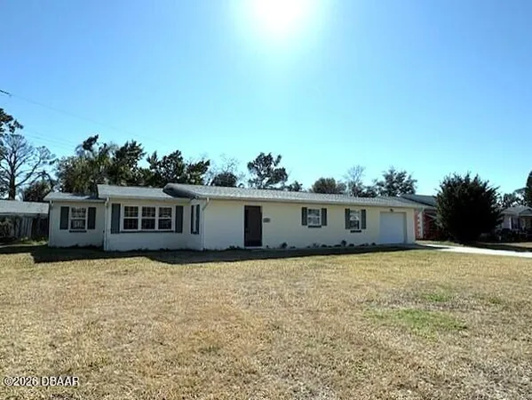 $2,000 | 2353 Florida Boulevard, South Daytona, FL 32119