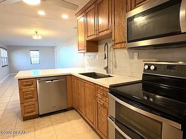 $2,000 | 2353 Florida Boulevard, South Daytona, FL 32119