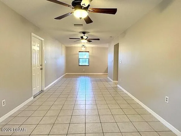 $2,000 | 2353 Florida Boulevard, South Daytona, FL 32119