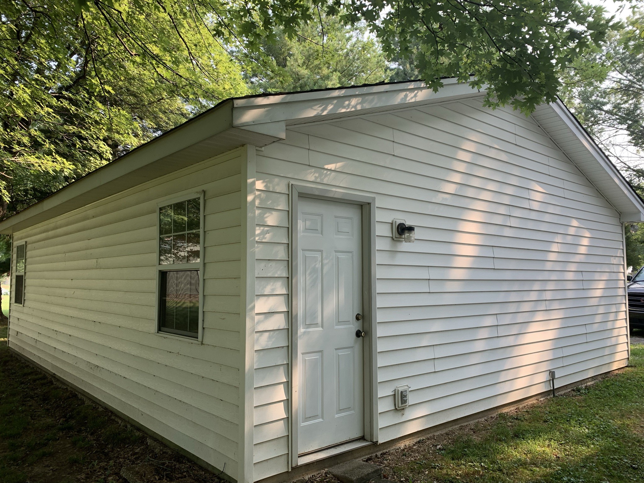174 T T G T Road Portland, TN 37148 - Photo 15 of 17 a view of a small house
