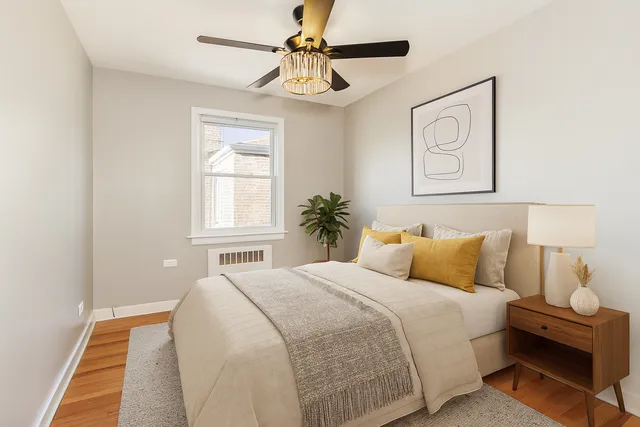 $1,800 | 2645 West Gregory Street, Unit 2W, Chicago, IL 60625