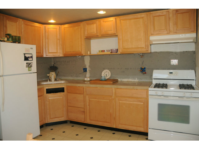 126 Amesti Road Watsonville, CA 95076 - Photo 2 of 5 Gallery Image 2