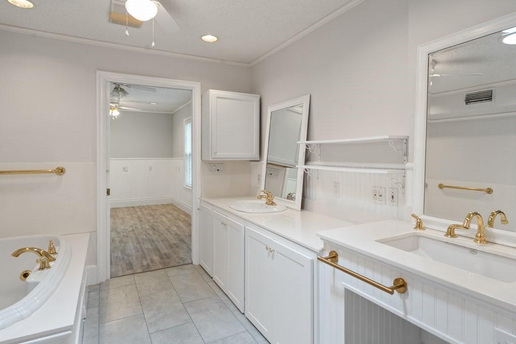 1125 Doe Run Road Tool, TX 75143 - Photo 24 of 40