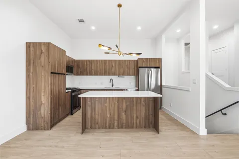 $2,650 | 104 Tolima Dove Street, Houston, TX 77022