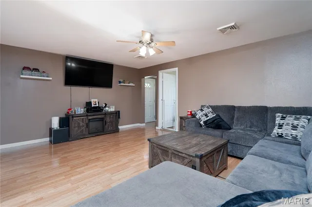 $189,500 | 1732 Sycamore Street, Granite City, IL 62040