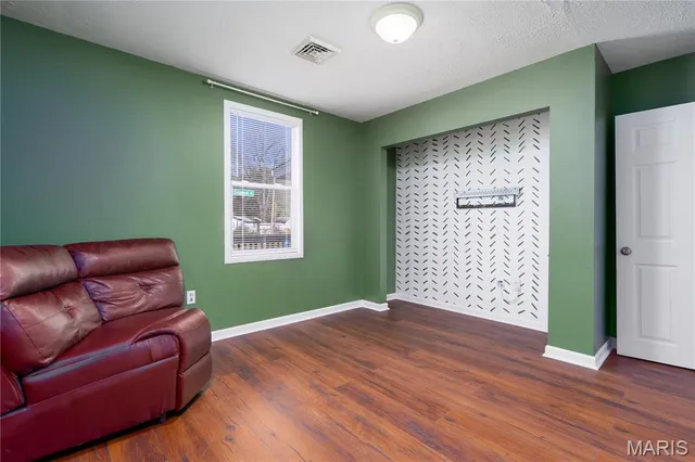 $189,500 | 1732 Sycamore Street, Granite City, IL 62040